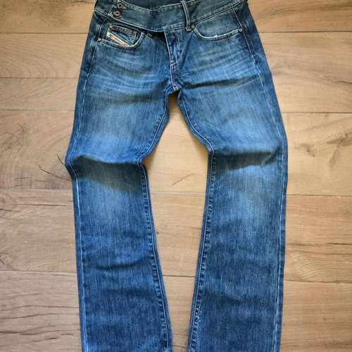 Diesel women's jeans No 27 like new, blue, low rise