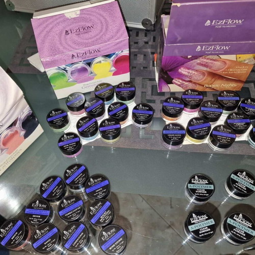 Acrylic powders like new for building and nail art