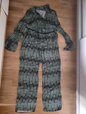 Zara two-piece set shirt and pants size M like new, colorful