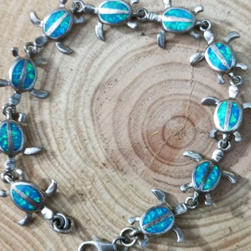 Silver bracelet 925 with blue opal like new, length 18.5cm