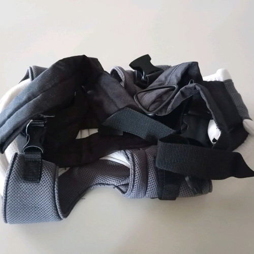 Chicco Classic Baby Carrier Go Black new for babies up to 9kg
