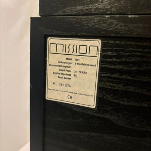 Mission 700 and 70c1 speakers like new with powerful bass