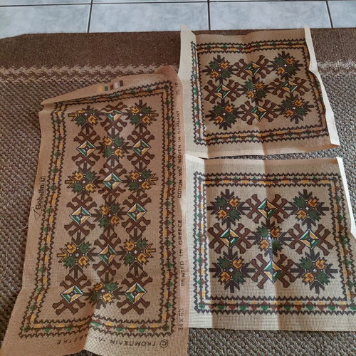 Stampato embroidery new with small doily, two napkins and two unstitched squares