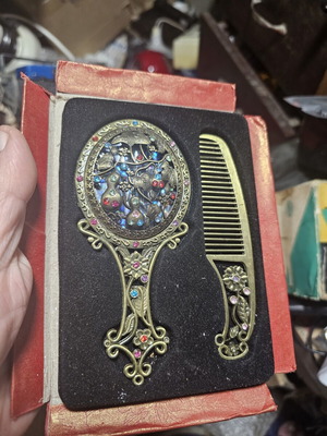Vintage mirror and comb set