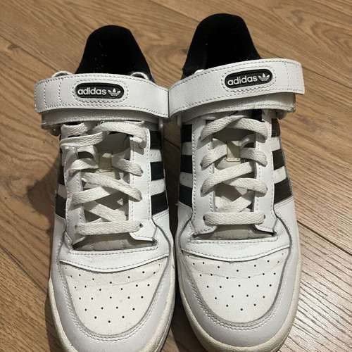Adidas Forum Low sneakers used, size 42 EU, black and white
