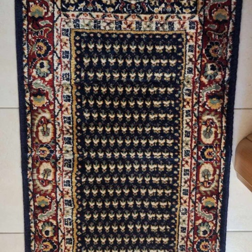 Pi bedroom wool rug set of 3 pieces like new