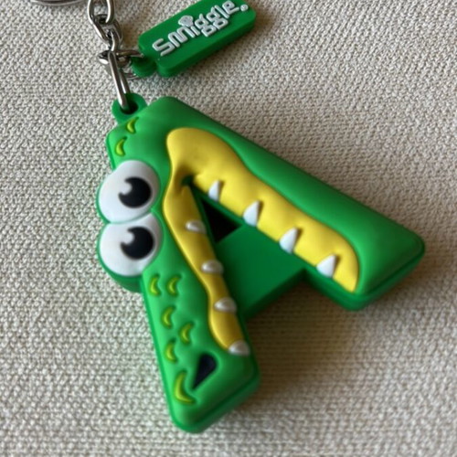 Smiggle keychain crocodile design new