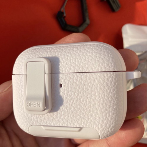 AirPods Pro 3 Premium quality case for wireless Bluetooth headphones new