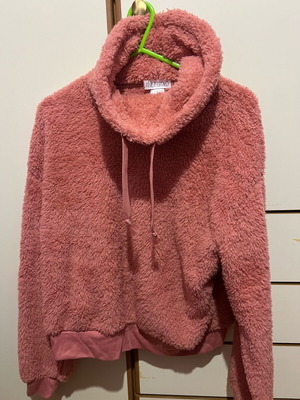 Sheep fleece sweatshirt new, size L