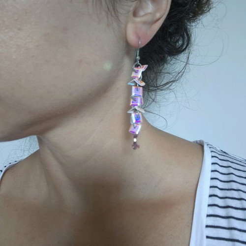 Earrings with iridescent elements like new, length 7cm