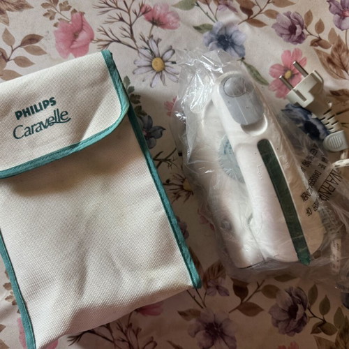 Philips Caravelle 62 Mini Travel Iron like new, 20cm