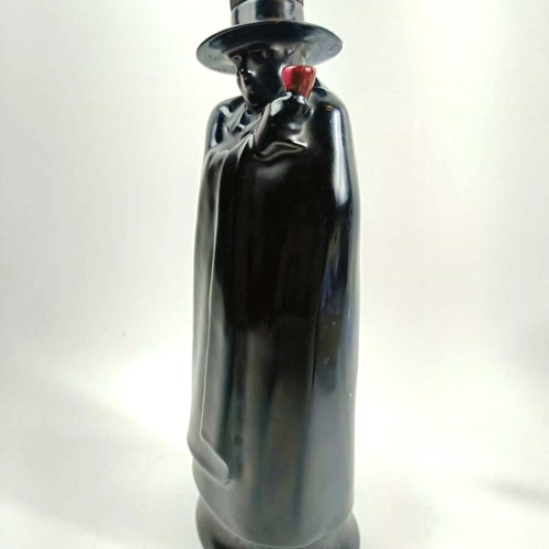 Royal Doulton The Don ceramic decanter 1947 vintage used