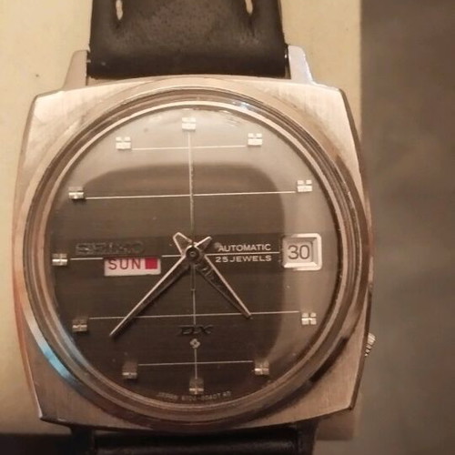 Seiko wristwatch like new, black, men's