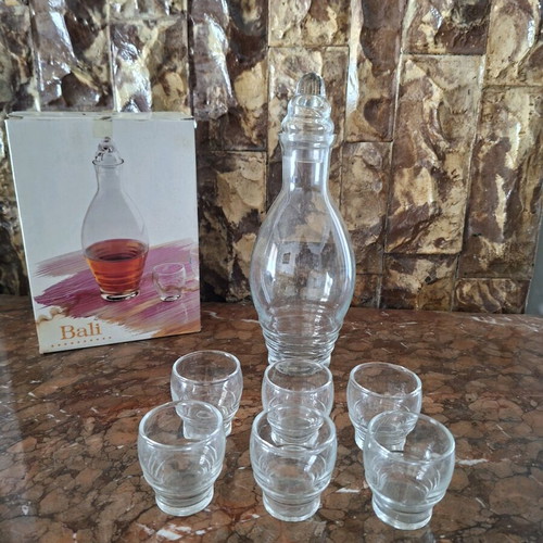 Glass classic decanter with 6 glasses new for liqueur and tsipouro