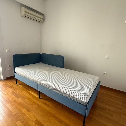 Corner bed with headboard and mattress used