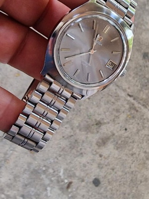VINTAGE OMEGA SEAMASTER SILVER DATE DIAL STAINLESS STEEL 37mm QUARTZ WATC