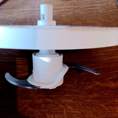 Winson food processor used with single cutting blade