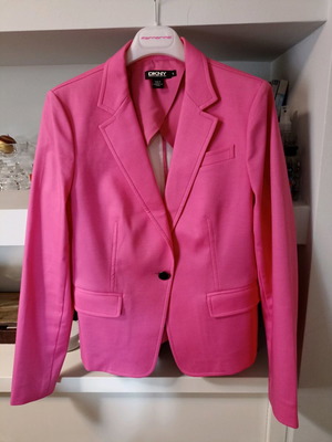 DKNY fuchsia jacket used, slim fit, size M