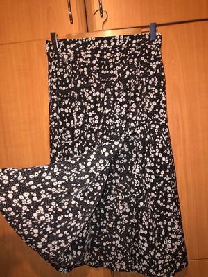 Floral skirt Shein high-waisted like new, black and white