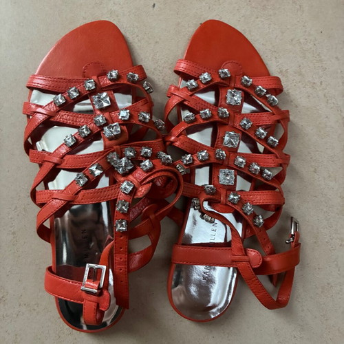 Karen Millen leather gladiator sandals coral size 41 like new