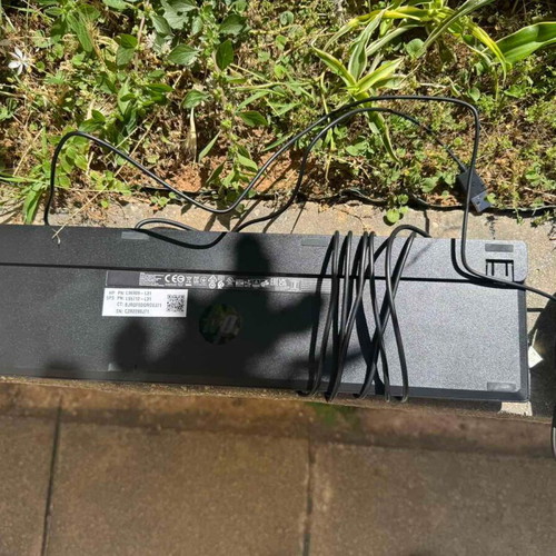 HP 320K πληκτρολόγιο και HP 125 ενσύρματο ποντίκι σετ σαν καινούργιο