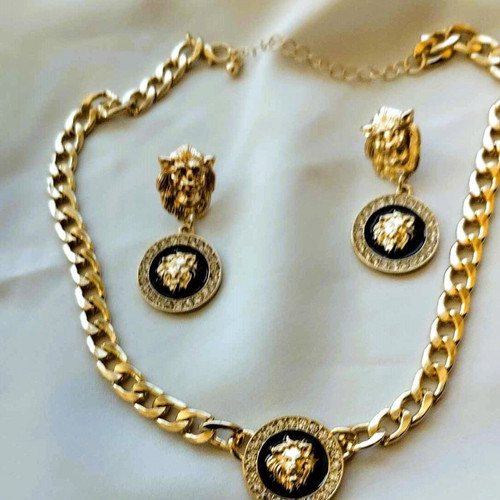 Lion Head jewelry set new, with thick chain and earrings