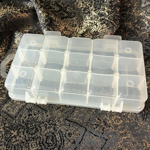 Transparent plastic organizer like new with 15 compartments