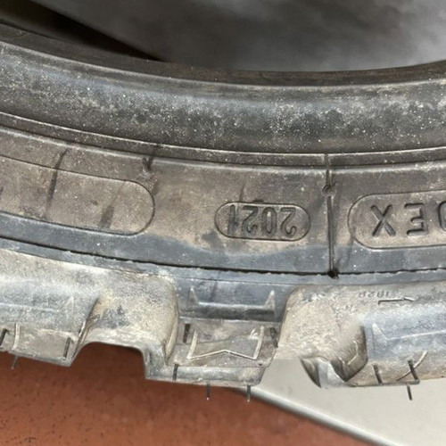 Michelin Anakee Wild 110/90-19 like new
