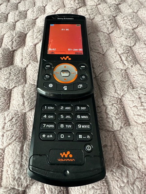 Sony Ericsson w900i μεταχειρισμένο τηλέφωνο