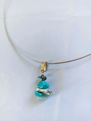 Wire Necklace with Blue Stones