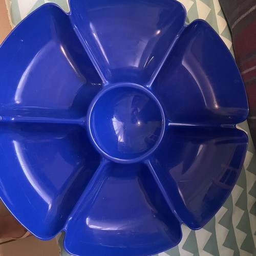 Serving tray used with six sections