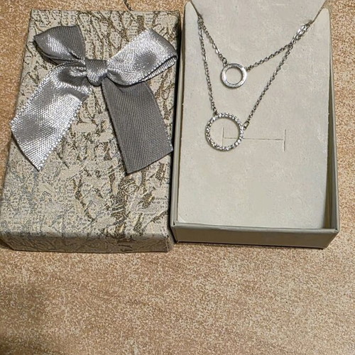 Apefthon silver faux jewelry necklace used with stones
