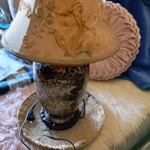 Satsuma vase lamp used, with shade and base