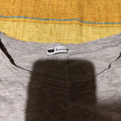 WM basics gray women's shirt size Medium like new