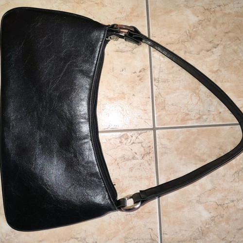 Aldo black shoulder bag like new with embroidery