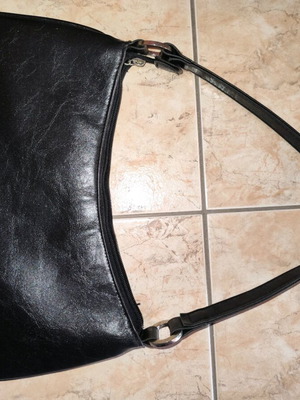 Aldo black shoulder bag like new with embroidery