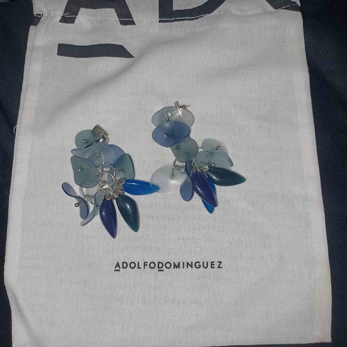Adolfo Dominguez dangling earrings new, long blue