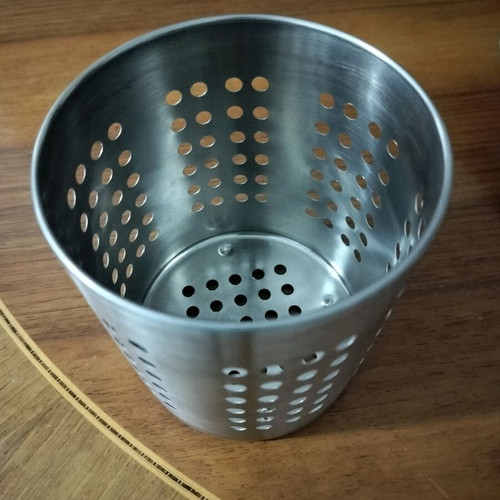 Cooking utensils like new, set of 9 with storage case