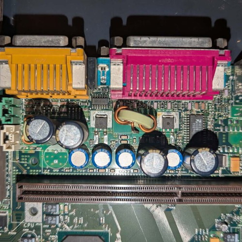 Intel VC820 Slot 1 AGP motherboard used with Pentium III 700MHz and 256MB RDRAM