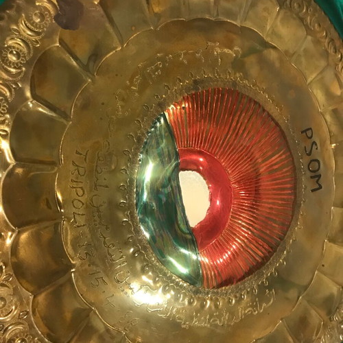 Decorative plate heirloom like new, in case
