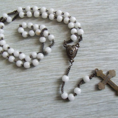Prayer beads used, old