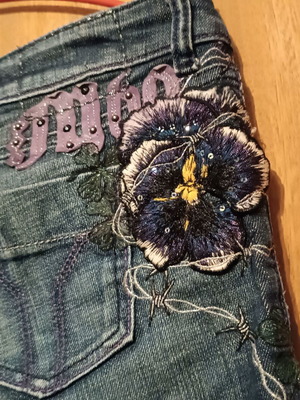 Miss Sixty Marvel low-rise jeans like new with embroidery