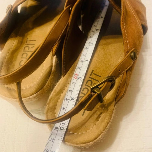 Esprit sandals size 41, camel leather