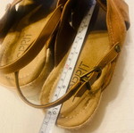 Esprit sandals size 41, camel leather