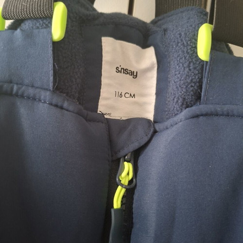 Ski pants salopette like new, size 116, warm with fluorescent straps