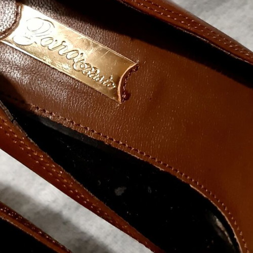Highhills Zara peep toe brown leather pumps size 39 used