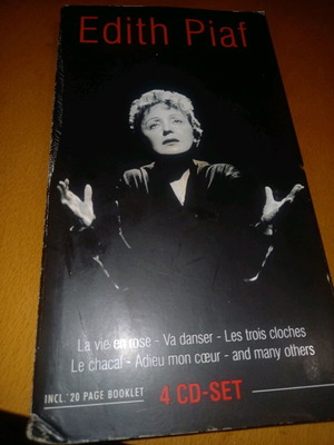 Edith Piaf 4 CD set like new