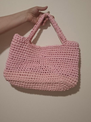 Handmade knitted tote bag made of mako wool, custom colors