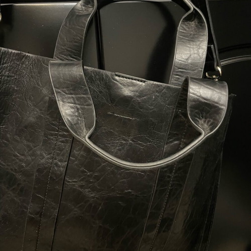 Zara leather tote bag like new, black with silver details