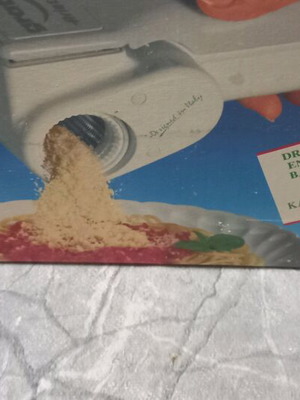 Cheese cutter new in box